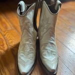 Circle G Pearl embroidered Boots Photo 0