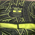 CVG Constantly Varied Gear Zenergy Capri Leggings – Black/Neon Yellow – Sz Small Photo 2