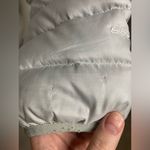 The North Face  Gray Silver Puffer Coat Size Small Photo 4