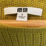 Uniqlo  Chartreuse Knit Top Size S Photo 1