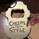 TRIXIE & MILO Bottle‎ Opener Keychain Genuine Leather and Stainless Steel Gold Photo 4