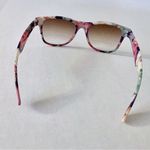 Floral plastic wayfarers with gradient brown lenses women’s Pink Photo 2