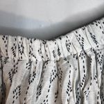 Hummingbird White Ruffled Bodice Off Shoulder Cropped Blouse Size Large Photo 2