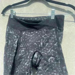 Lululemon  Pedal Pace Coal Black Print Bikers Short Star Crushed Photo 1