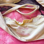 Dippin' Daisy's light pale yellow frill bikini top Photo 5