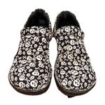 Skull Crossbones Skeleton Women’s size 8 Clogs BOC BORN Black Slip On Halloween Photo 1