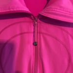 Lululemon  In Stride jacket. Size 8. Photo 3