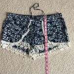 Breeze ever Boho Cute Shorts, Size L Photo 2