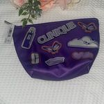 Clinique  Purple Cosmetic Bag Photo 0
