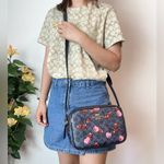 Coach NWT‎  Jamie Camera Bag In Signature Canvas With Cherry Print Photo 7