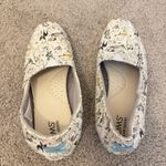 Toms  Belmont White Dogs Print Lightweight Flats Size 7.5 Photo 2