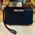 Relic  Black Wristlet Wallet Photo 0
