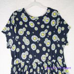 Modcloth  daisy faux wrap short sleeve‎ dress with side slit size 4X Photo 7