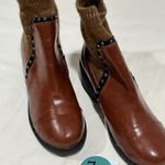 Bella Marie Woman’s Size 10 Brown Block Heel Sock Pull On Ankle Boot Photo 0