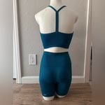 Set Active  Teal Blue Cove Ribbed Sculptflex V Neck Workout Sports Bra Shorts S Photo 1