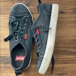 Levi's  low cut Canvas sneakers shoes Black Malibu Beach trainers M 5 W 7  GUC Photo 4