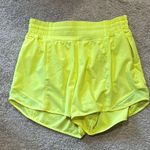 Lululemon  Hotty Hot High Rise Lined Short 4” Sz6 Electric Lemon Photo 6