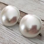 Vintage Clip On Earrings Pearlescent Circle with Screw to Tighten Photo 1