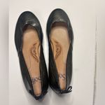 Sofft Ballet Flats Size 9.5 Dark Green Patent Leather Lace Up Bow Back Slip On Photo 2