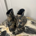 Tapestry Brocade Gold Sequin Leather Soled Boots Size 8.5 Photo 3