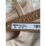 SKIMS  Ultimate Push up Plunge Bra Sand Size 30B Photo 8