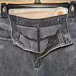 American Eagle - size 6- shorts- black- Mom jean Photo 2