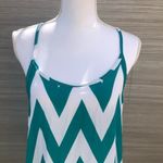 Luxe Flowy tank top Size Medium Photo 4