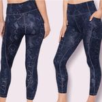 Victoria's Secret Victoria’s Secret “Flow On Point Legging & Strappy Back Sports Bra” Set Photo 5