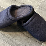 Isotoner  Women's Embroidered
Clog Deep Purple Slip Ons
6.5-7 Soft Cushioned Photo 0