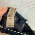 DL1961  Roxy Kick Flare Dark Blue Wash Denim Jean Women’s Size 27 Stretch Midrise Photo 8