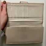 Guccissima Leather Engraved Heart Continental Wallet | Ivory Photo 8