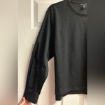 Athleta  Harlow Hybrid Long Sleeve Vented Shirt Size Large Photo 3