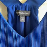Banana Republic Pleated double v neck top blue lined Womens Size XS Blouse Tank Photo 1