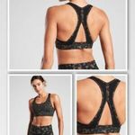 Athleta  Contender Bra D-DD Photo 2