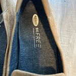 Dr. Shields Black Suede Flat Shoes, Women's Size 11 Tan Photo 8