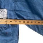 Haik's Vintage‎ 90s Medium Denim Cottage Lace Rose Floral Embrodered Button Up Blue Photo 8