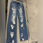 Rue 21  women  Distressed jeans size 4 Photo 4