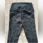 Good American Womenâs Essentials Leggings High Waist Black Leopardâ Print Sz 2 Photo 3