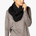 Beyond Yoga  Black Pocket Infinity Scarf Wrap New with Tag W-114 Photo 2