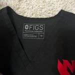 FIGS Black Scrub Top Size Xs Photo 2