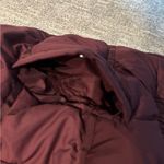 Lululemon  Puffer Vest size 8 burgundy Photo 5