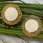 Vintage White Enamel Goldtone Round Clip Earrings Gold Photo 0