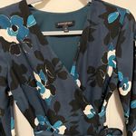 Banana Republic Green Teal White Floral V Neck Long Sleeve Wrap Dress Size 0 Photo 2