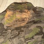 Me Jane  Camouflage Sleeveless Vest top shirt Photo 2
