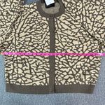 Jordan  Women’s Elephant Pattern Full Button Palomino Cardigan Photo 14