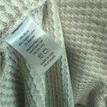 Amour Vert Armour Vert Darcy Scallop Knit
Midi Dress, New with Tags, Size Medium Photo 3