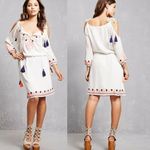 RD & Koko White And Pink Embroidered Rhinestone Tassel Cold Shoulder‎ Dress S Photo 1