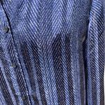 Banana Republic  Dillon Classic fit sheer women’s button front shirt size M Photo 3