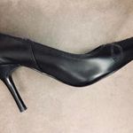 Kenneth Cole Hardly Worn Tribeca by Kennith Cole pointed toe shoes. Sz 7.5. In excellent condition Photo 4