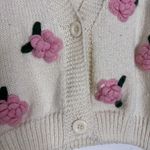 Luna Ivy Cream Knit Cardigan XS – 3D Pink Floral Appliqué Sweater Photo 4